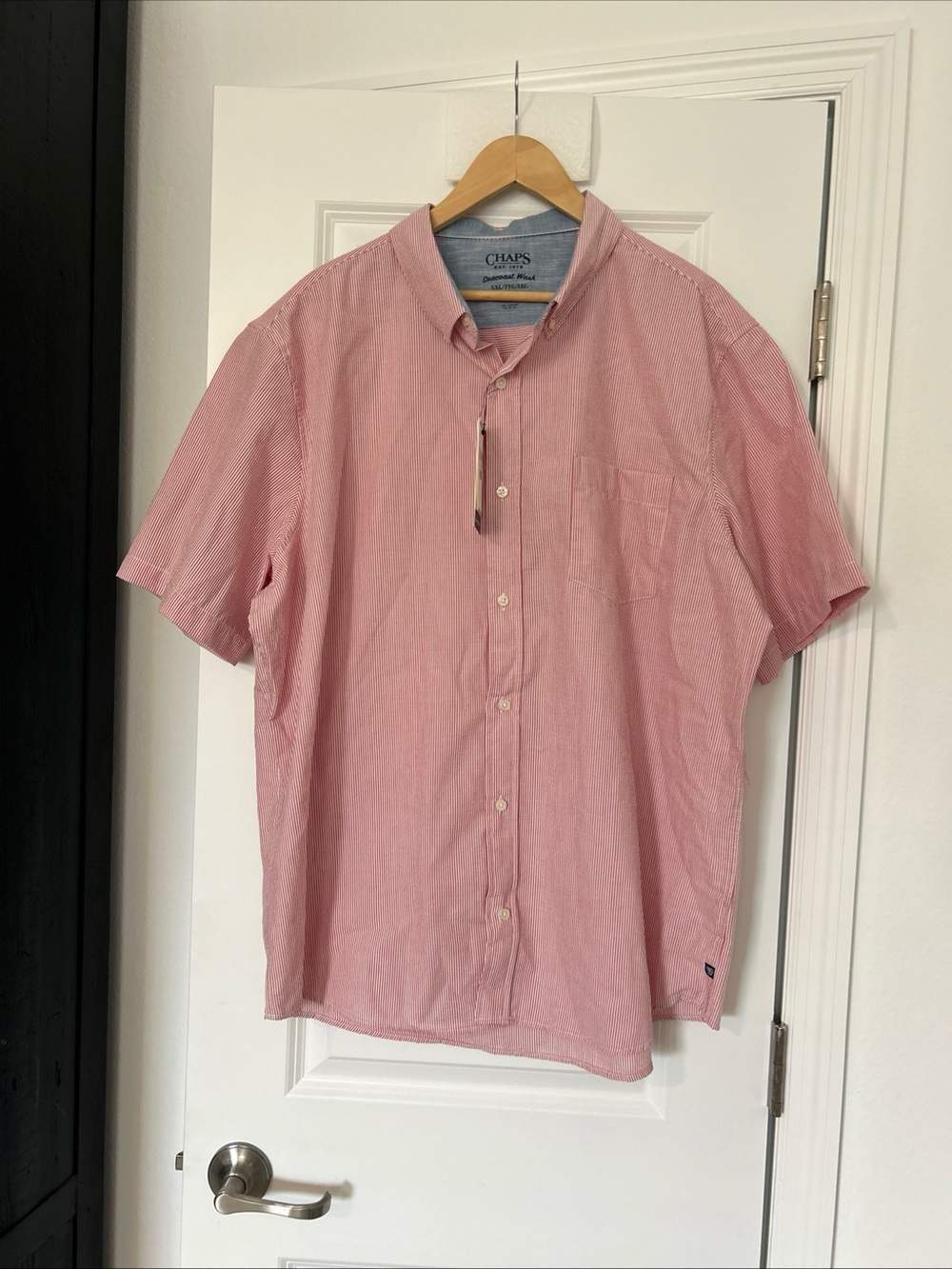 Chaps Men's Seersucker Short Sleeve Woven Shirt, Button Down- NWT- XXL- Stripes